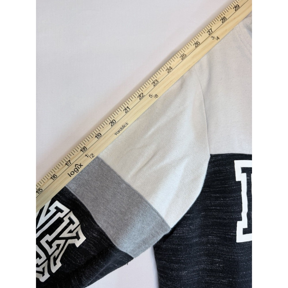 Y2k VS PINK Logo Black And White Pull Over Hoodie Woman's Size Large - Picture 9 of 11
